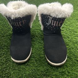 Juicy Couture Big Kids Boots Size 2.