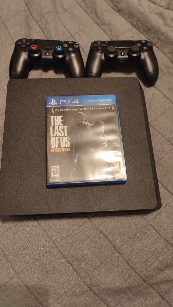 PS4 Slim 1TB Mint Condition