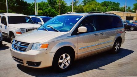 2008 Dodge Grand Caravan SXT Extended Mini-Van 4dr