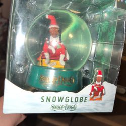 Snoop On The Stoop  New 