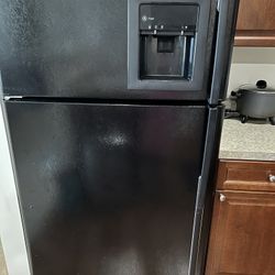 GE Profile Refrigerator