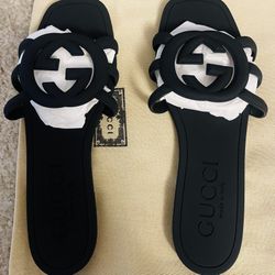 NWT gucci women sandals  Black color size  10New With Dust Bag