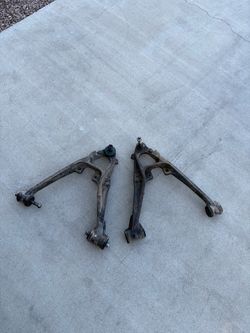 Lower Control Arms OEM 2007-13 Silverado