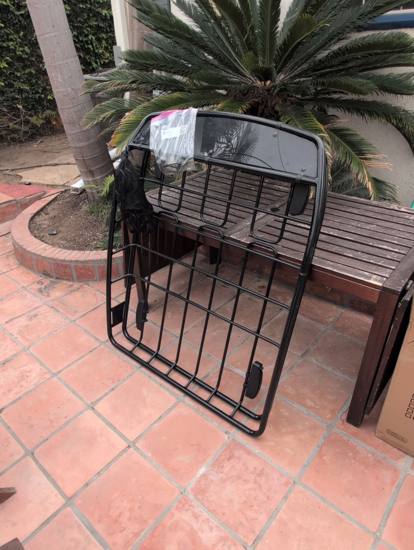 Thule roof basket with new cargo net.