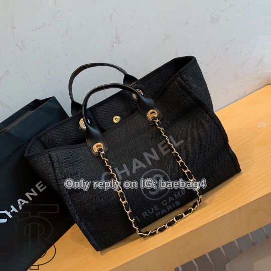 Chanel Shopping & Tote Bags 31 Not Used for Sale in Lyndhurst, NJ - OfferUp