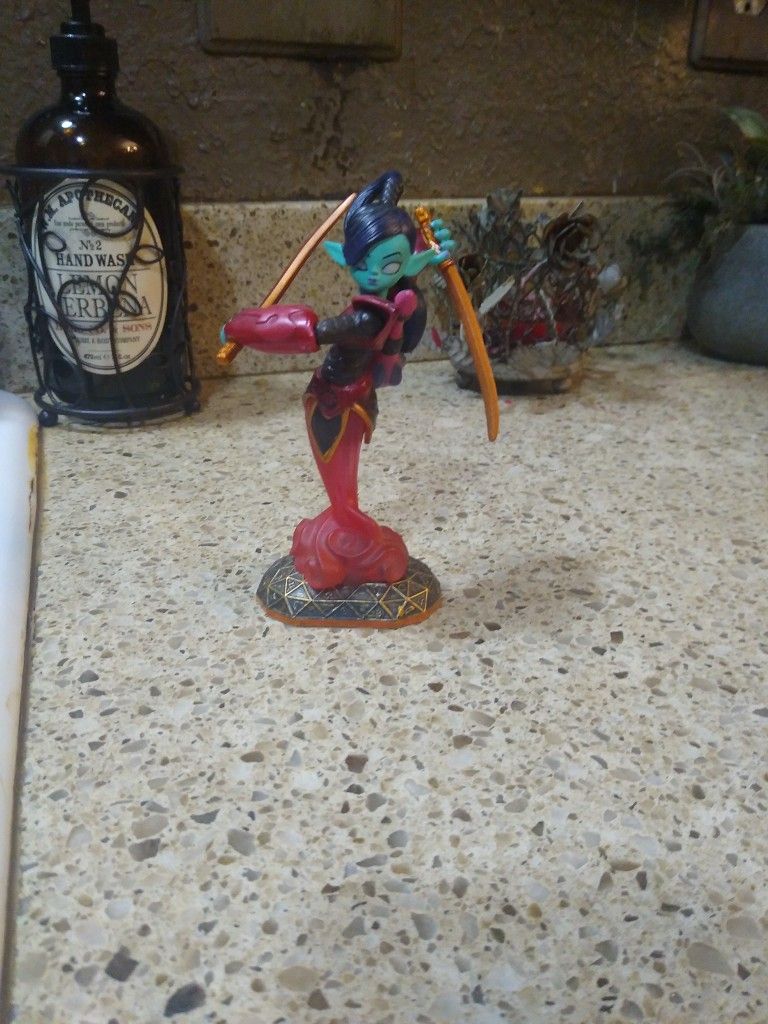 Scarlet Ninjini