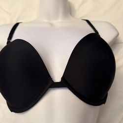 Victoria's Secret Push up Black bra 38 C ❤️