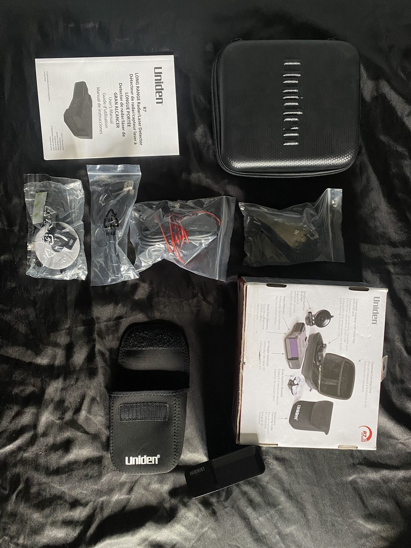 Uniden R7 Radar Detector Kit