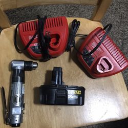 Two Milwaukee Charges 18 Volts De Walt Battery  And Air Drill 