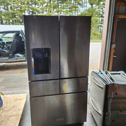 KitchenAid Refrigerator 