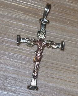 14k solid gold cross pendant