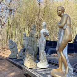Yard  Statues 