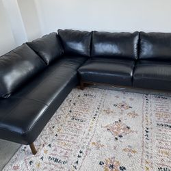 2pc Leather Sectional