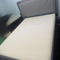 Full Size Bed Frame And Mattress 2