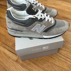 New Balance 997