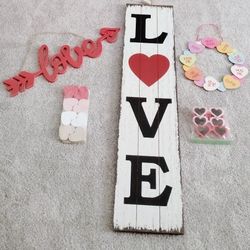 Valentine's Decor 