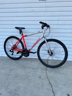 Schwinn Men’s Mountain Bike