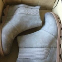 New Sorel BOOTIES