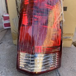 Dodge Nitro 07-11 pasenger tailight