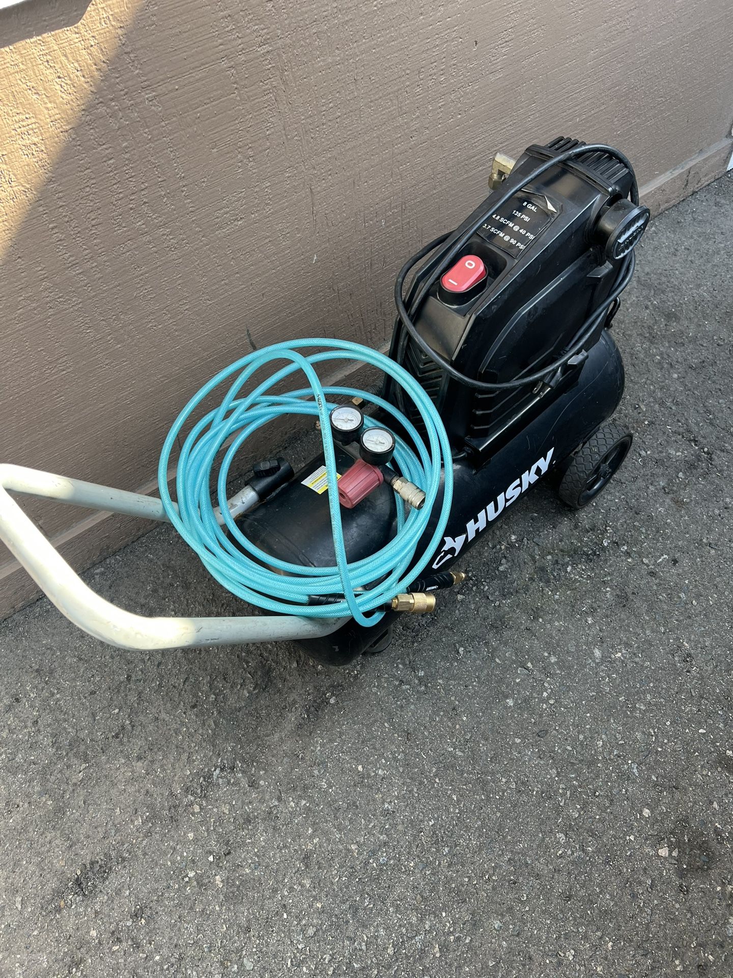 Husky 8 Gallon Air Compressor