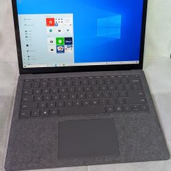 Very Nice MICROSOFT SUFACE LAPTOP 3  WINDOWS 10 TOUCHSCREEN PENTIUM i5 