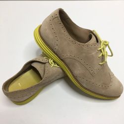 Cole Haan Lunargrand Shoes Lace Up Oxfords Women Size 9.5B Tan Suede Upper