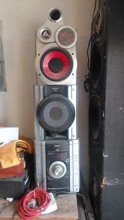 STEREO AND SPEAKERS