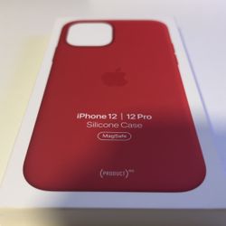 IPHONE 12/ 12 PRO SILICONE CASE WITH MAGSAFE