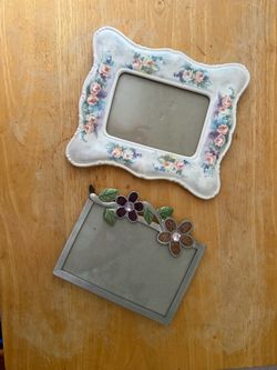 Decorative Floral Picture Frames Set of 2