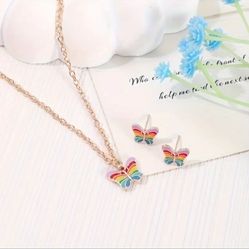 Kid's Jewelry. Butterfly Necklace. Butterfly Earrings. 3 Piece Jewelry Set. Cadena. Aretes 