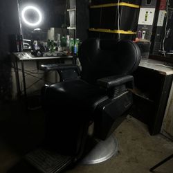 Barber Chair 