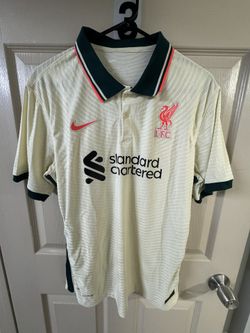 Liverpool 21/22 Away Kit Firmino