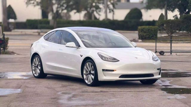 2018 Tesla Model 3