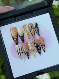 Custom ready press on nails