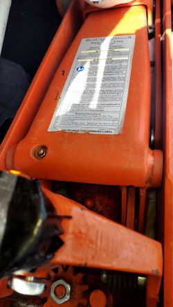 Floor jack