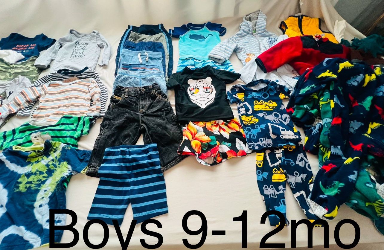 Boys 9-12mo / 12 mo / 20.5-24.5 lbs / 28.5-30” tall
