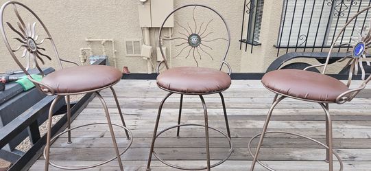 Set of 3 Metal Swivel Bar Stools