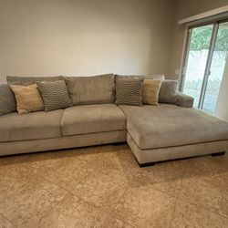 Couch With Matching Ottoman 