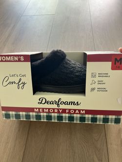 Dearfoams Slippers - Women’s- Size M - NEW