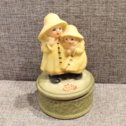 Antique Music Box Works!