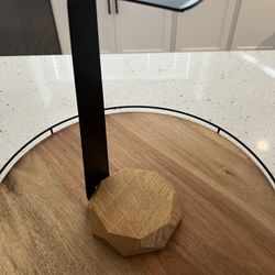 Oakywood Wood Headphone Stand With Wireless Charger