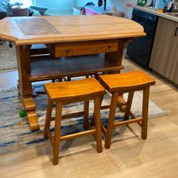 Butcher Block Table And Chairs 