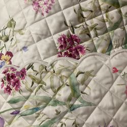 CuddleDown Full/Queen Quilt