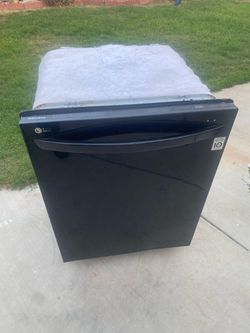 24” Diswasher Machine