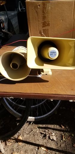 Speakers for e caller goose hunting