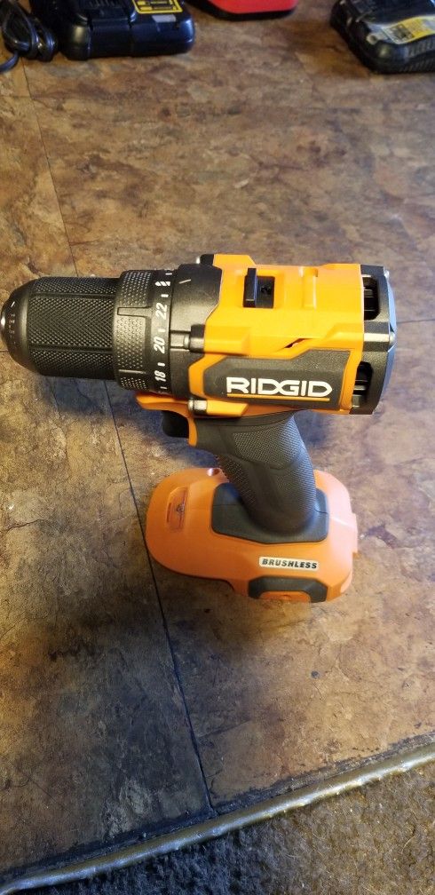 RIDGID SUBCOMPACT 1/2 INCH BRUSHLESS DRILL (NEW)