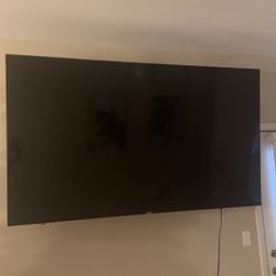 70” Hisense Smart Tv 