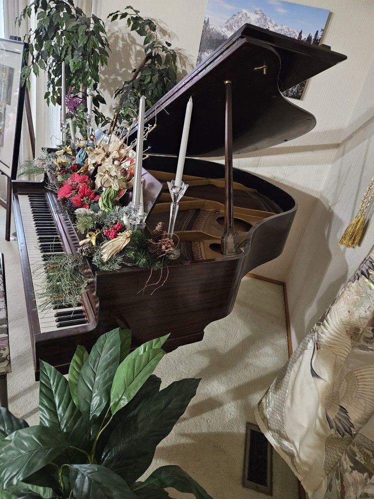 Farrand Baby Grand Piano