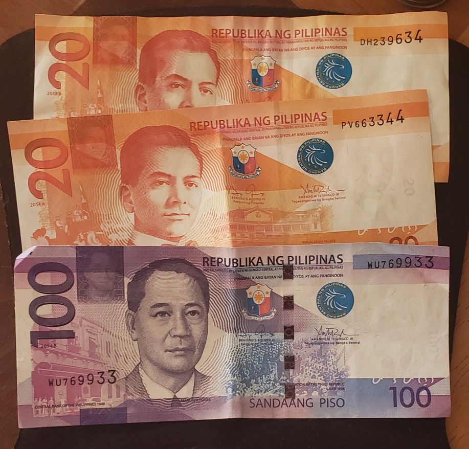 Coins And Currency From Around The World. Saudi, Hong Kong, Singapore,  Austria, Philippines Mexico. Take All