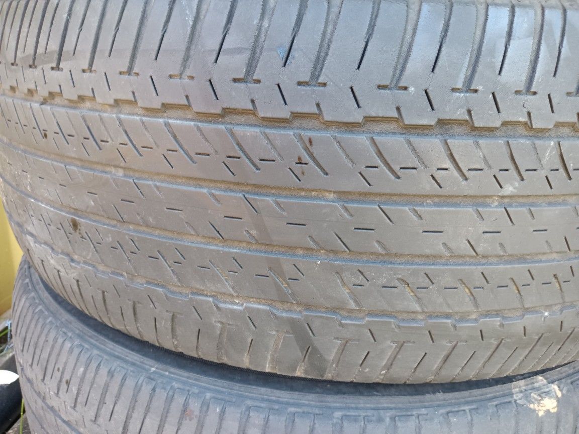 245/60/18 Bridge Stone Tires